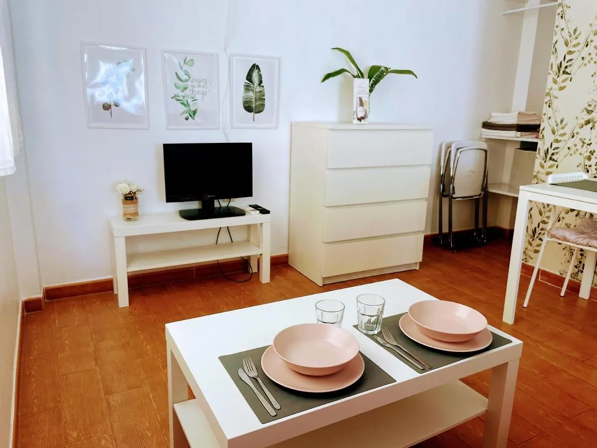 Exclusive And Gorgeous Seefront Studio Apartment! Torremolinos Apartamento